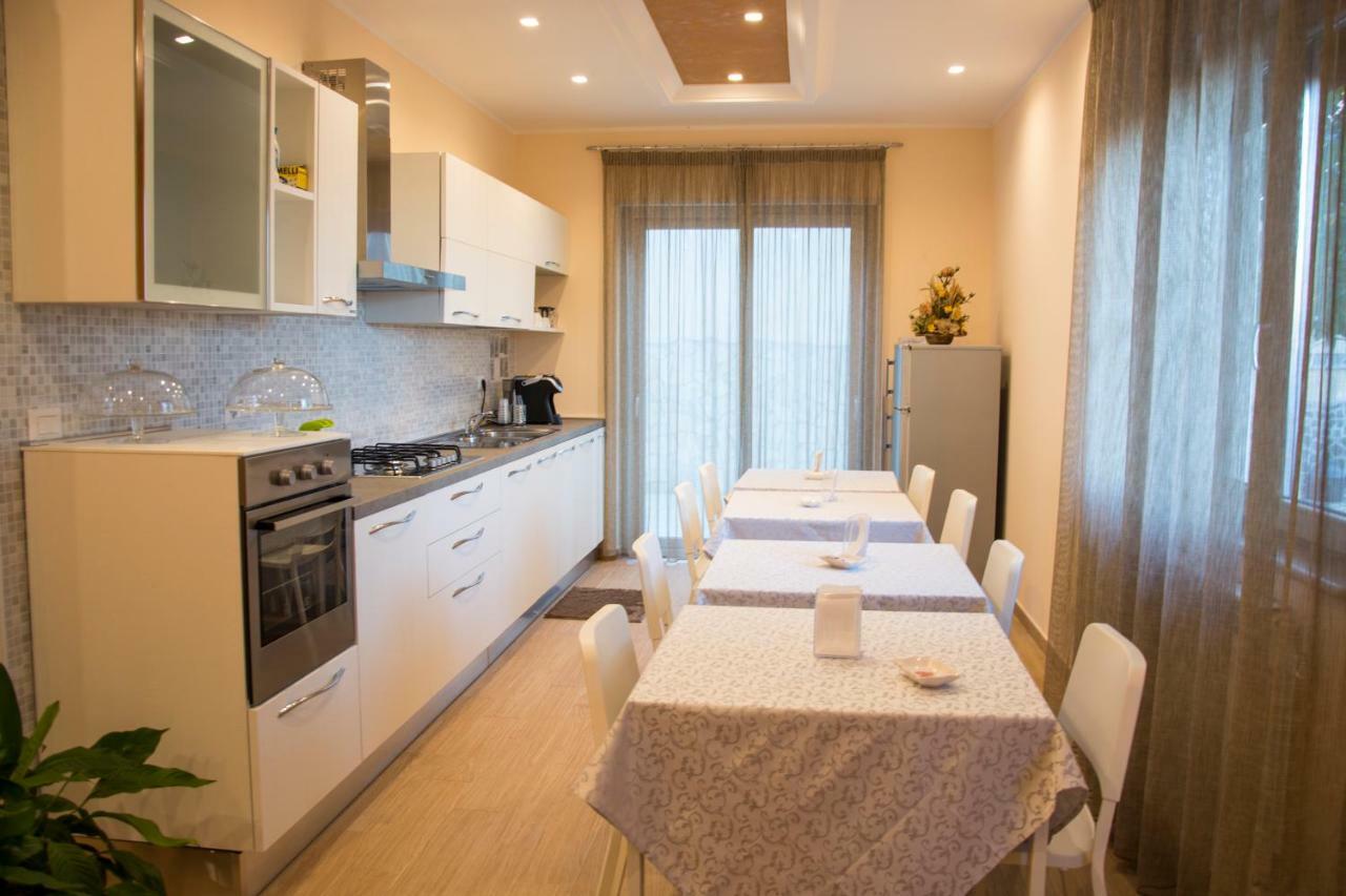 B&B "Croce Nivera" Вибо-Валентия Экстерьер фото